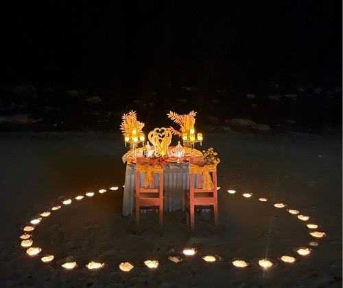 Candlelight Dinner - Heart Shape Candle Setup