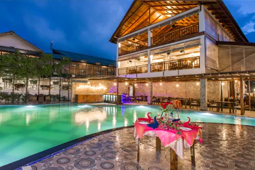 Symphony Summer Sands