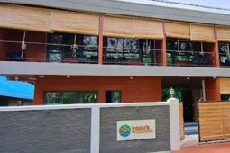 Yogu’s Woodside Resort