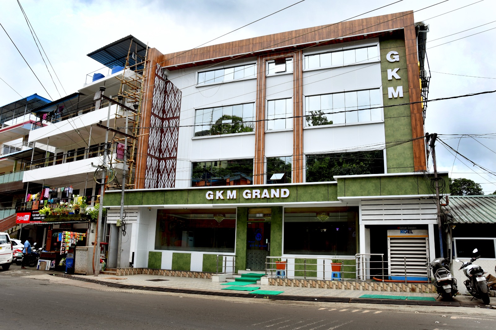 GKM Grand